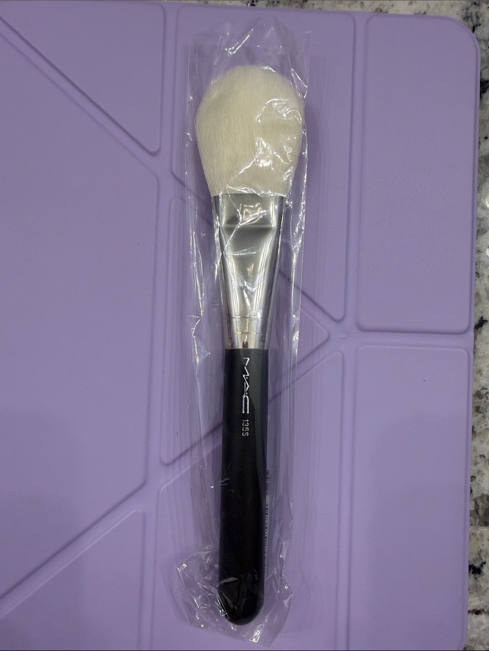 MAC 135S Powder Brush — Black Handle with Silver Ferrule and White Bristles
